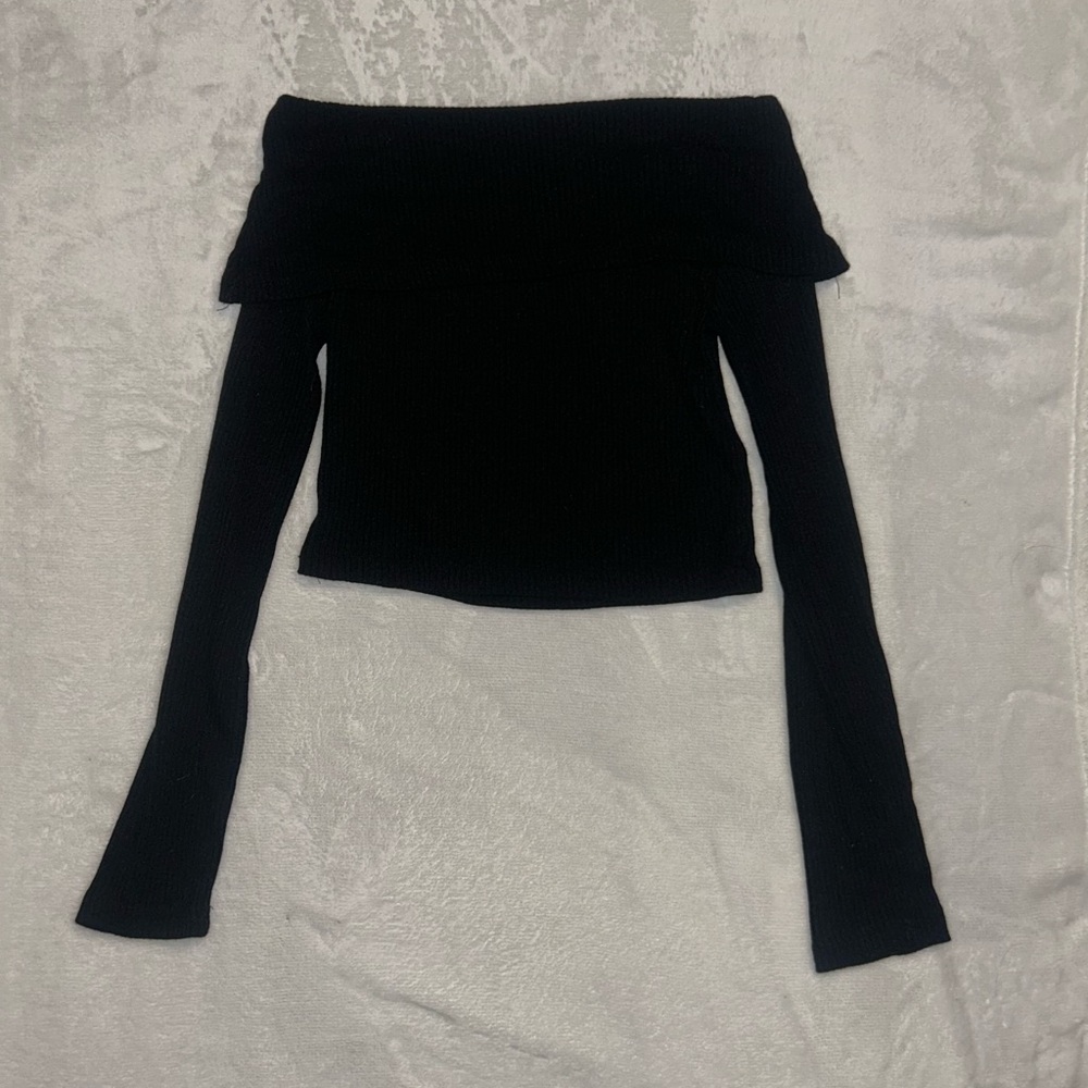 Black Off-Shoulder Long Sleeve Top SIZE S
